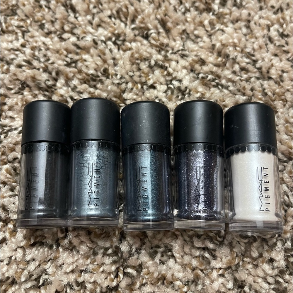 MAC Cosmetics Nocturnal special edition Pigment Set - Black, Gray, Silver, White